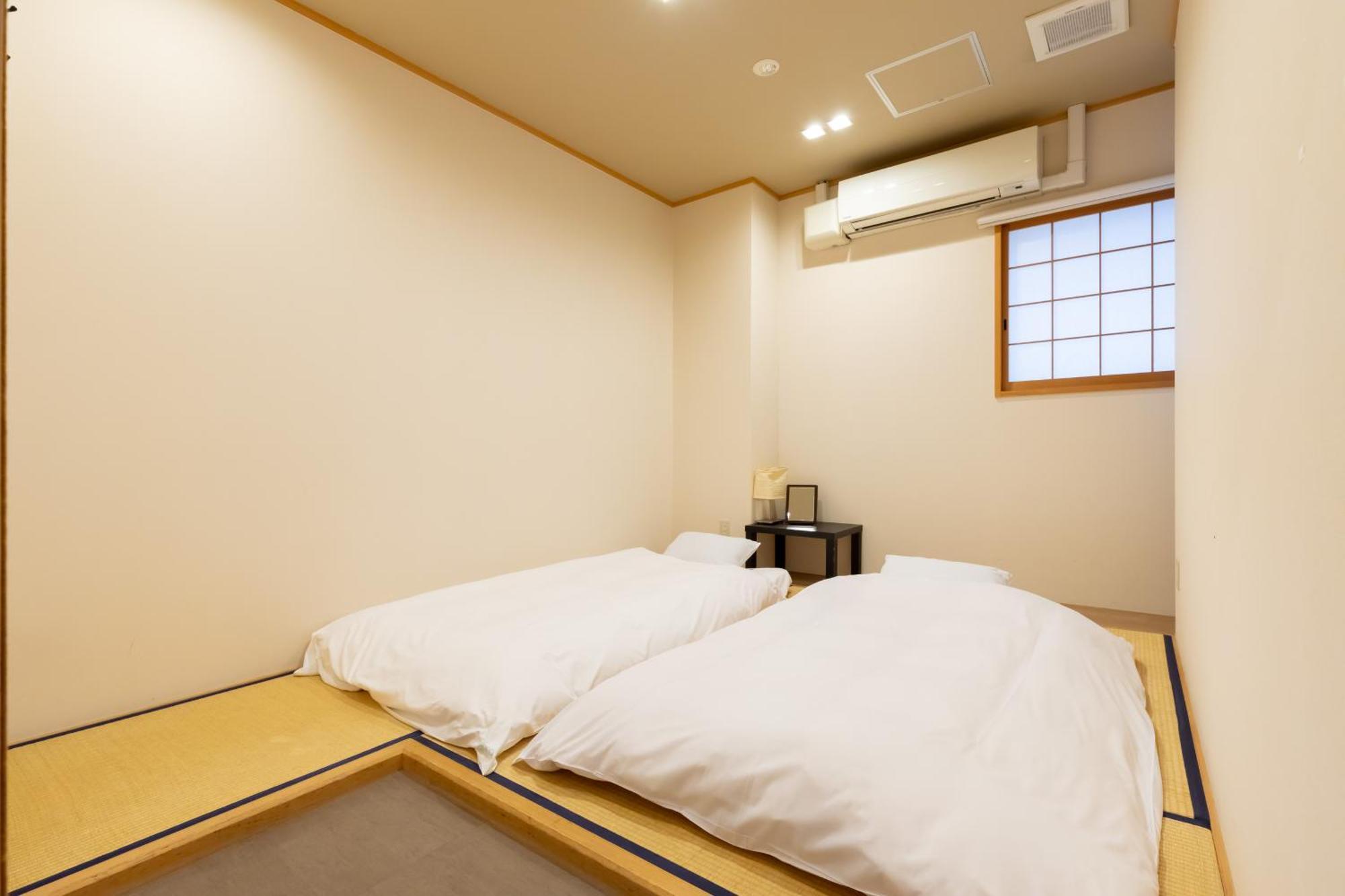 Japanese-Style Room
