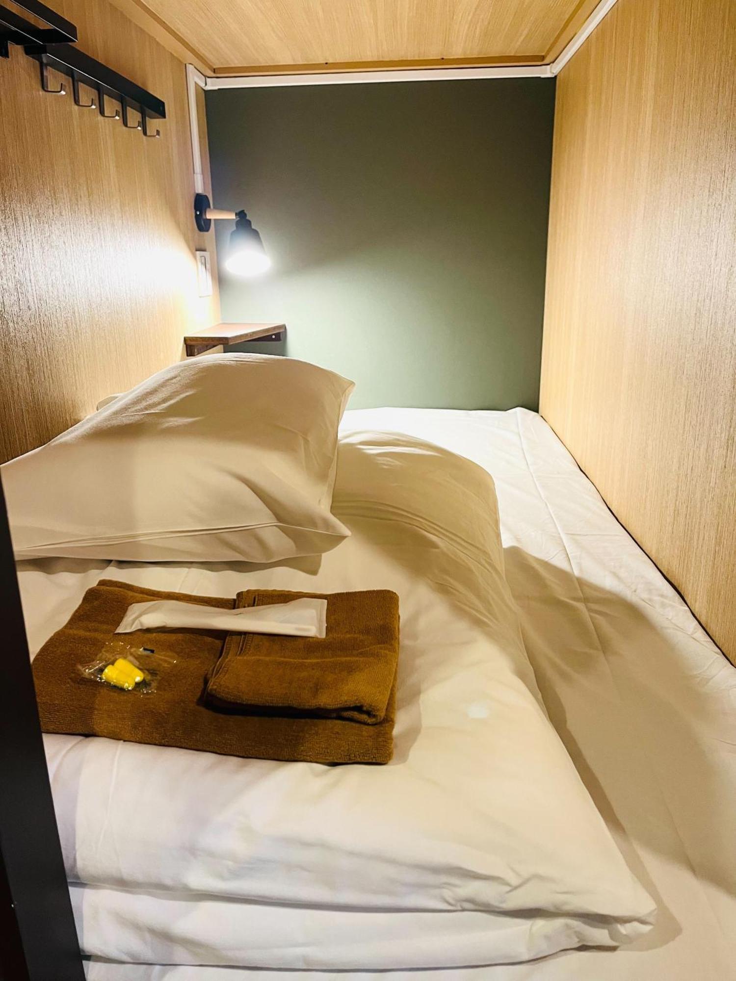 Bunk Bed in Mixed Dormitory Room