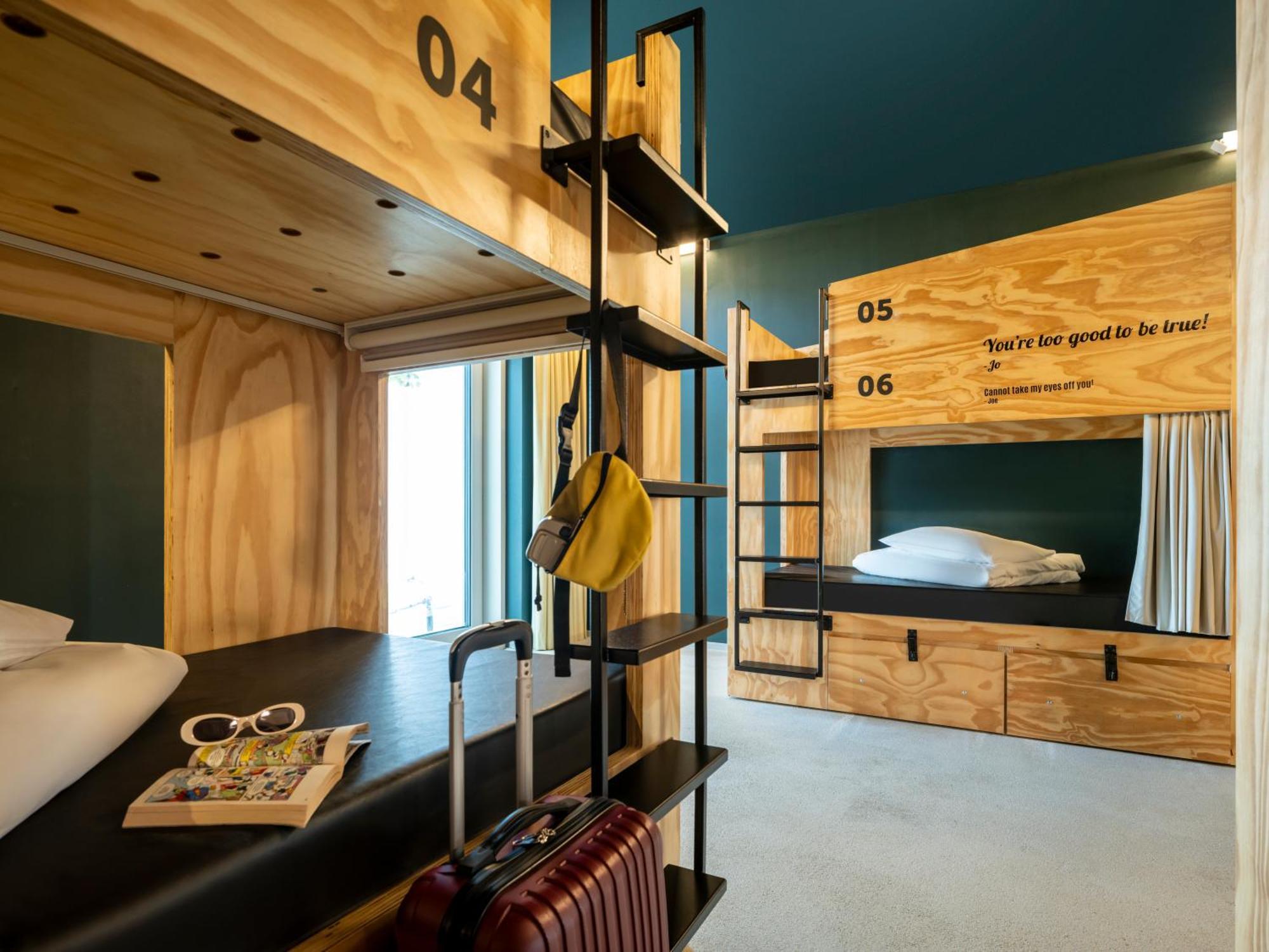 Private Bedroom for 6 people