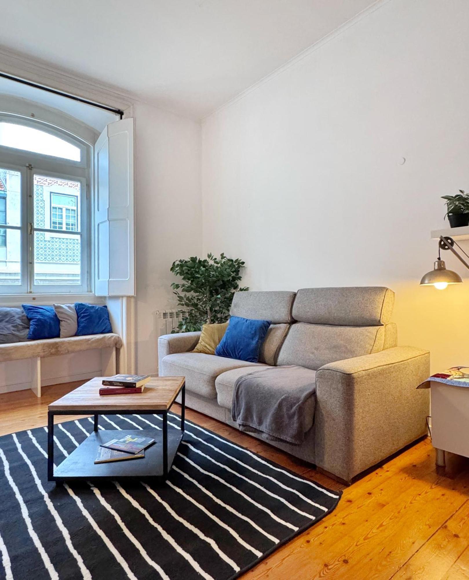 One-Bedroom Apartment City View
