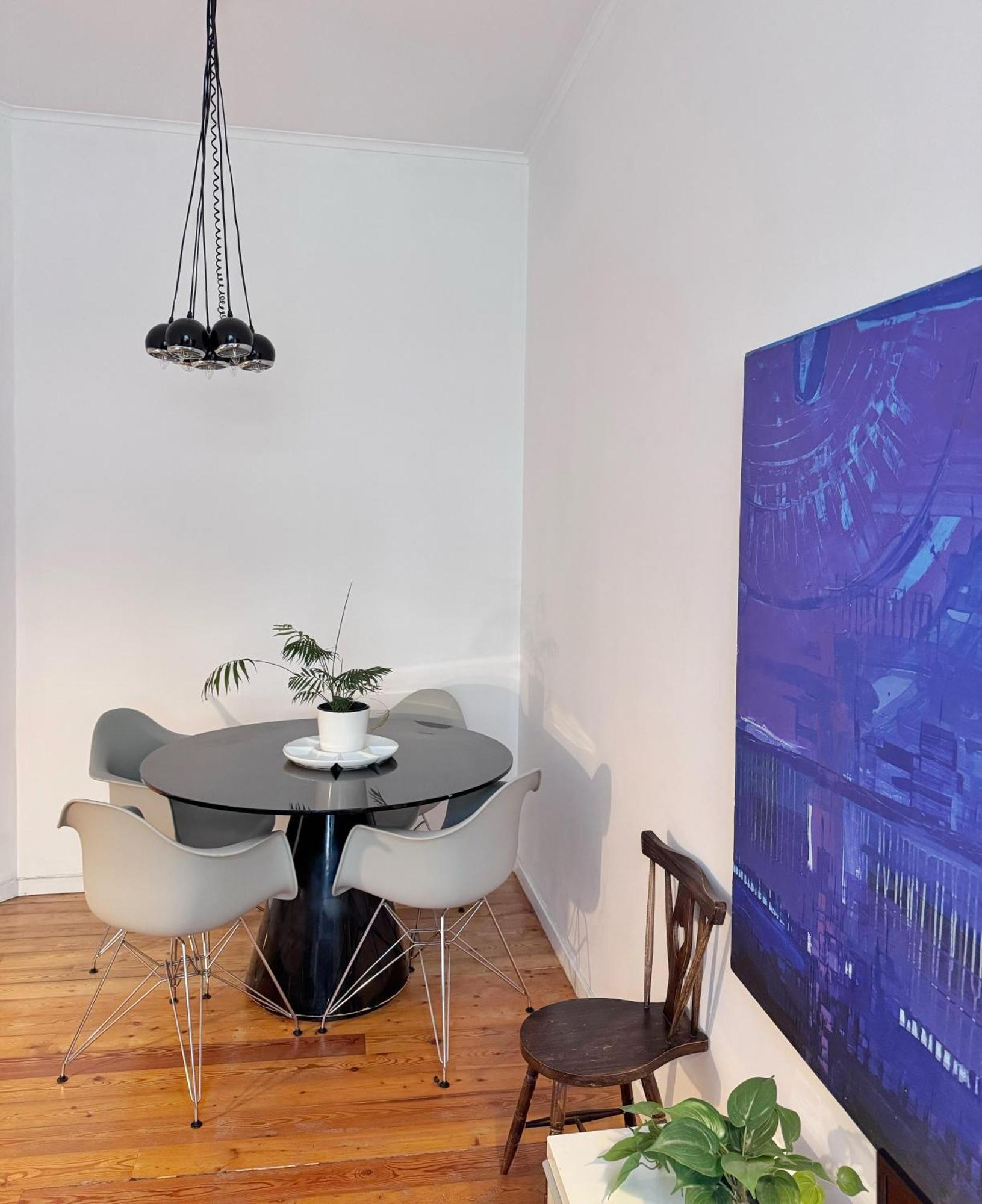 One-Bedroom Apartment City View