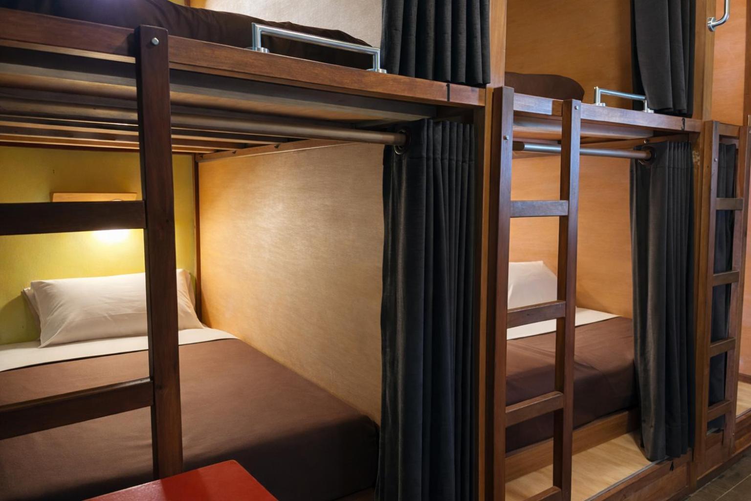 Deluxe Pod-Style 4-Bed Dormitory Room