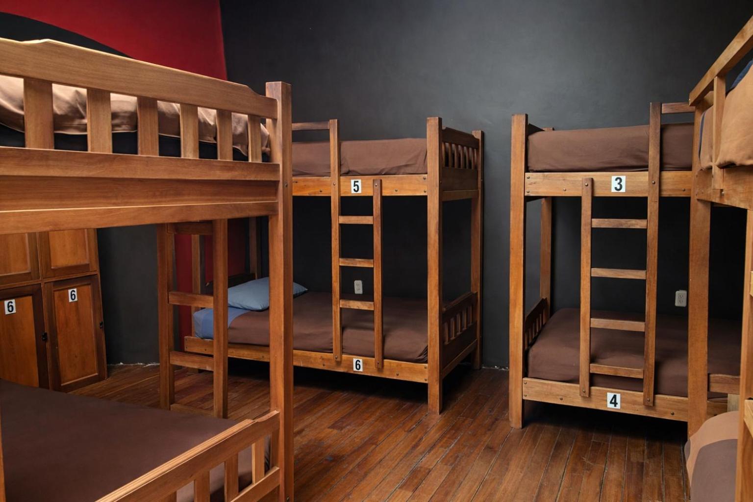 Bed 20-Bed Mixed Dormitory Room