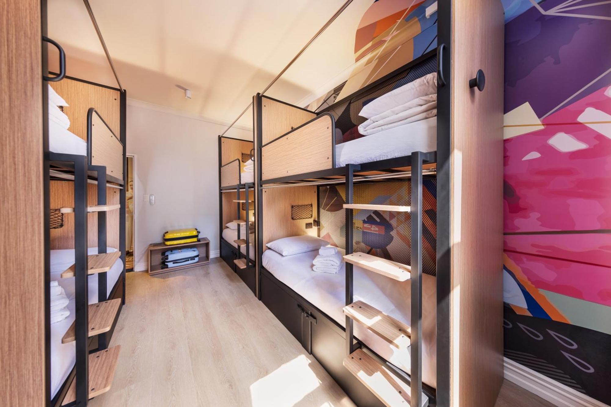 One-Bed in Six-Person Mixed Shared Room with Shared Bathroom