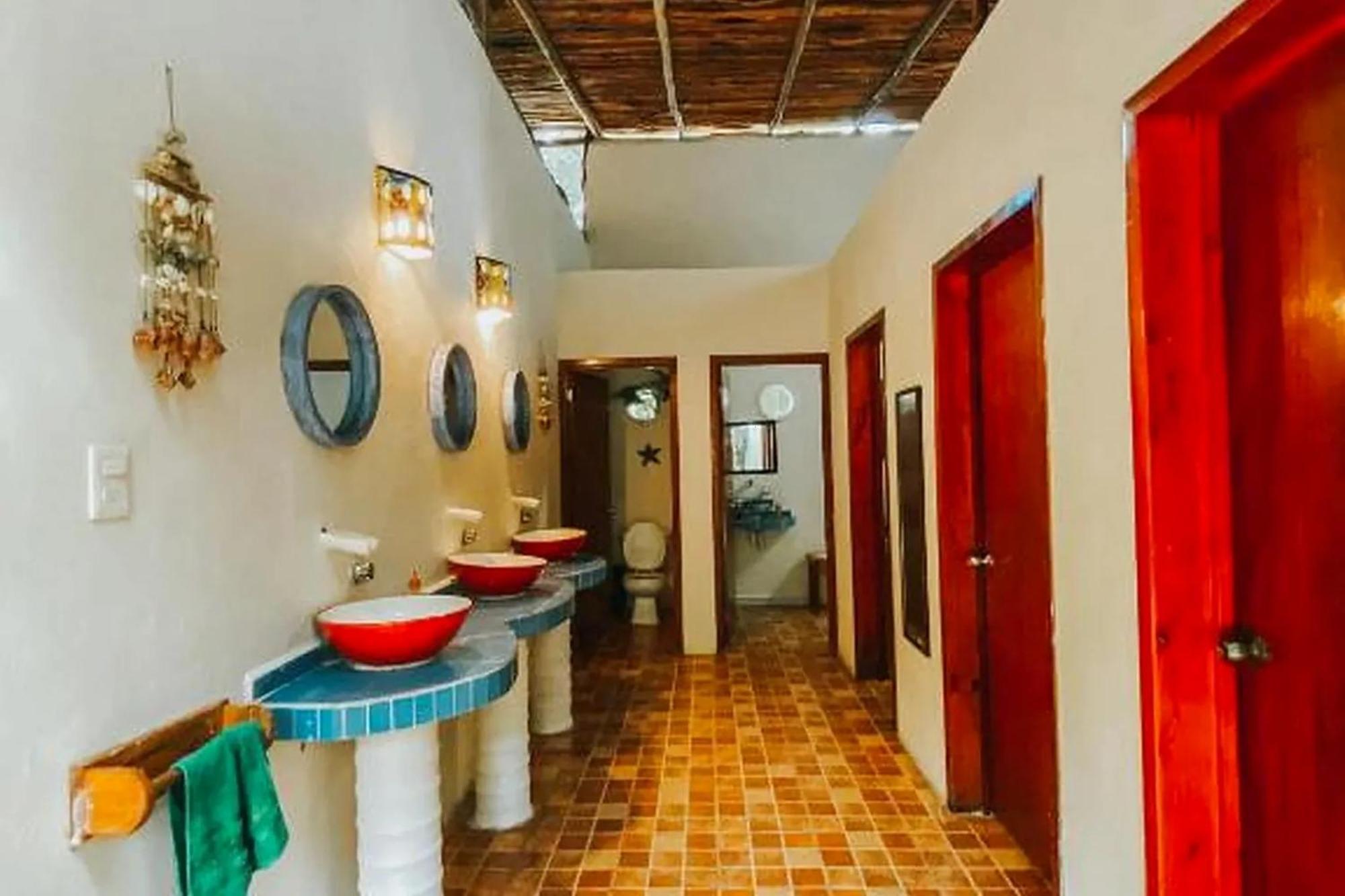 Single Room with Shared Bathroom