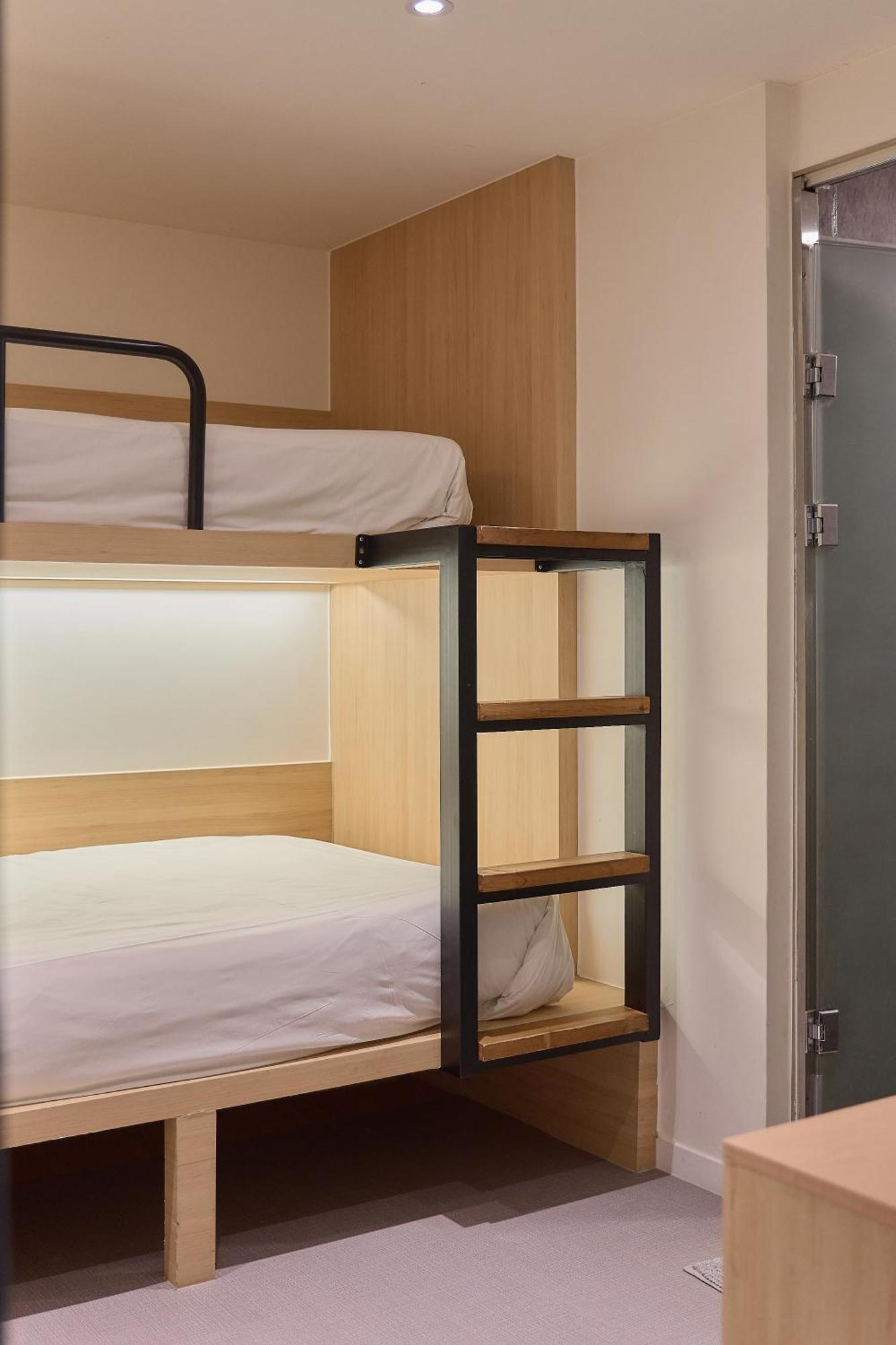 Triple Room with Private Bathroom