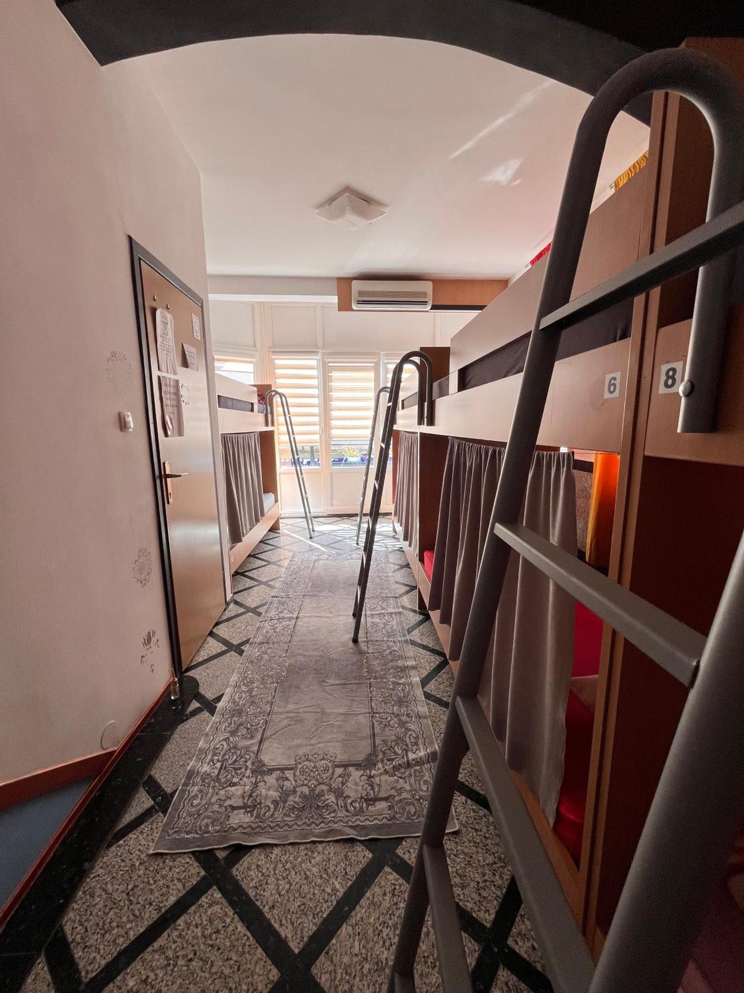 8-Bed Mixed Dormitory Room