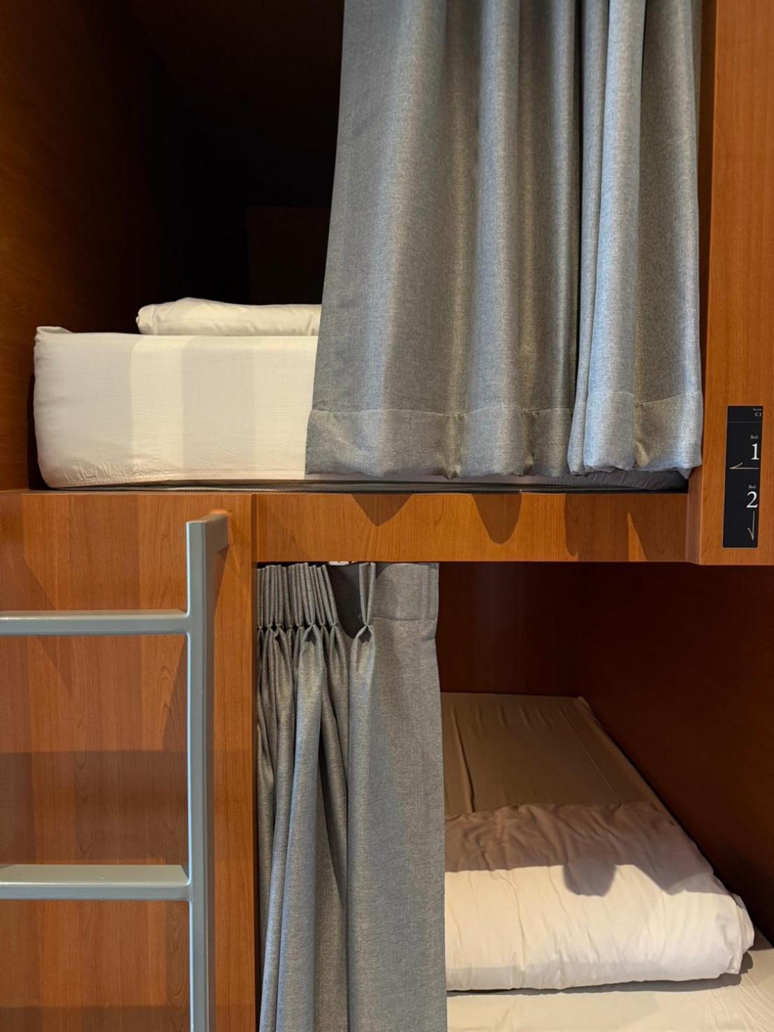 Deluxe 8-Beds Mixed Dormitory