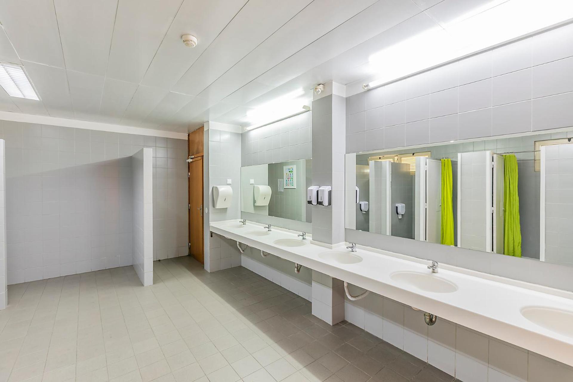 Bed 4-Bed Male Dormitory Room