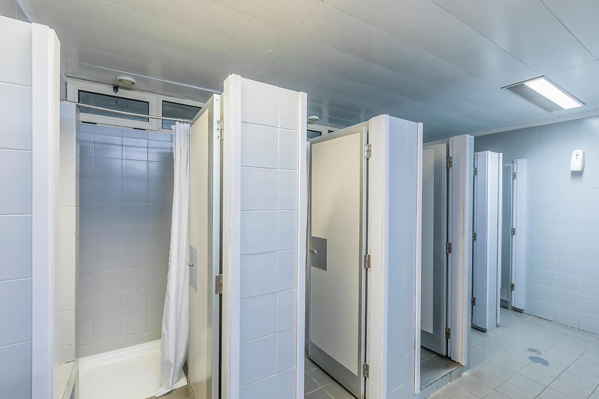 Twin Room Shared Toilet