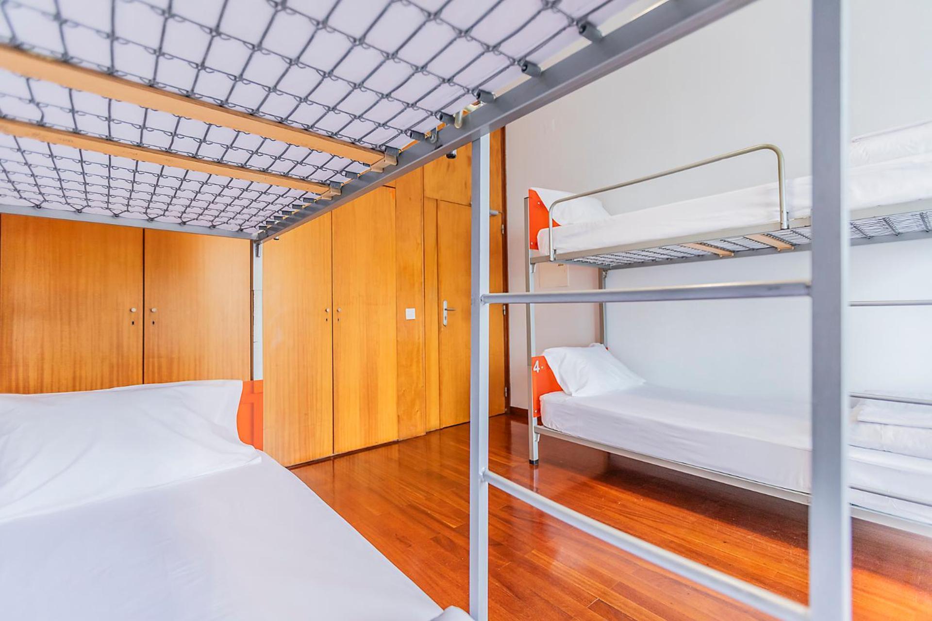 Bed 4-Bed Male Dormitory Room