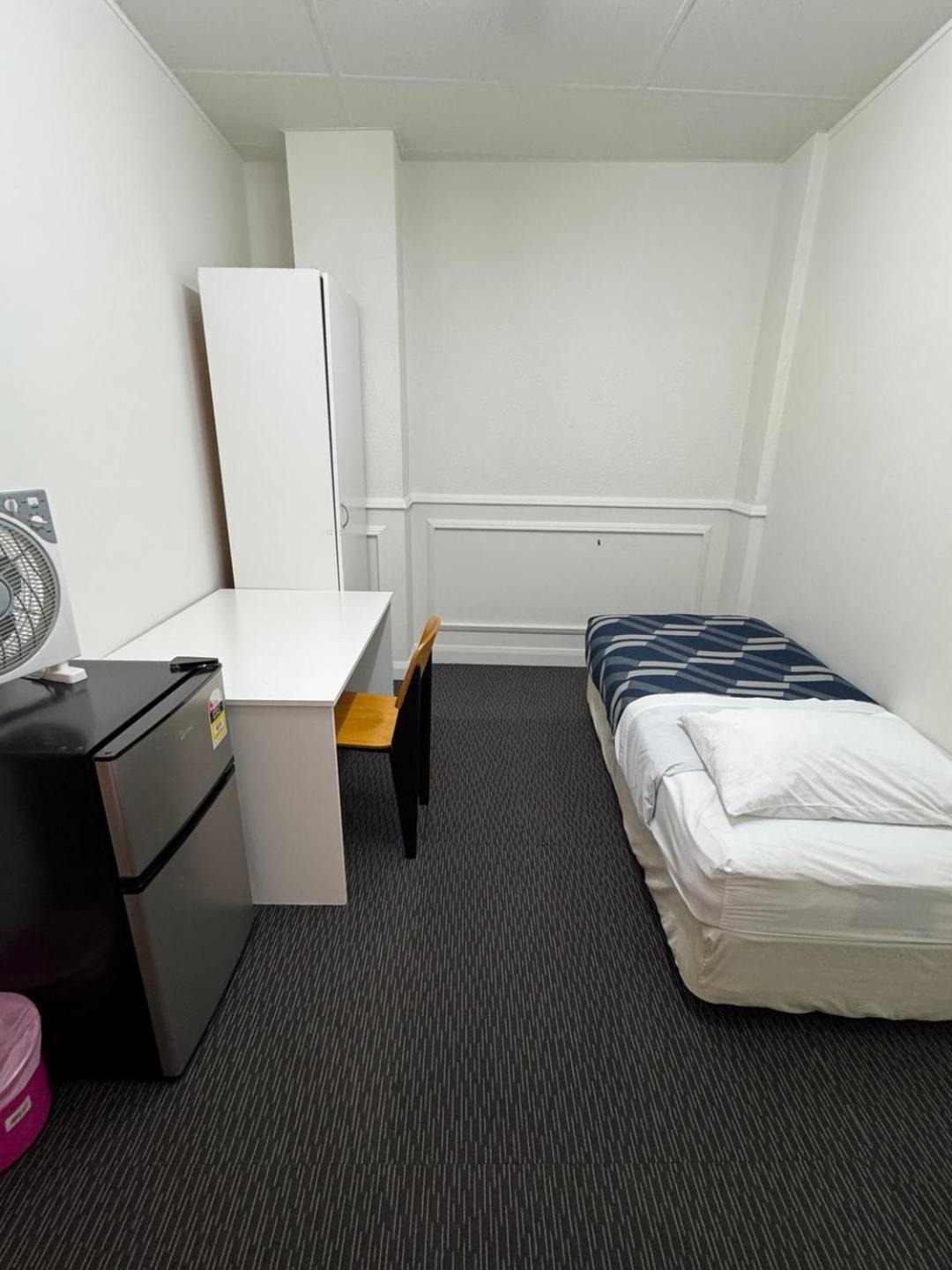 Budget Single Room No Window,1765973492:JPEG