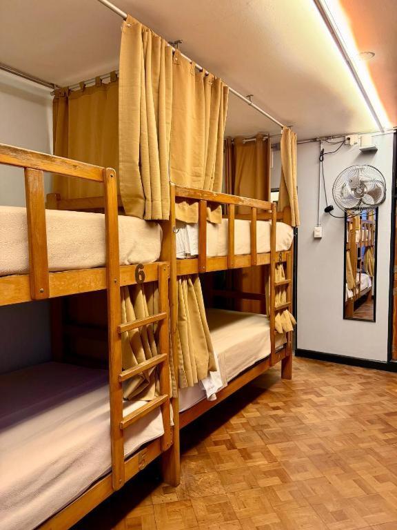Bed in 4-Bed Mixed Dormitory Room