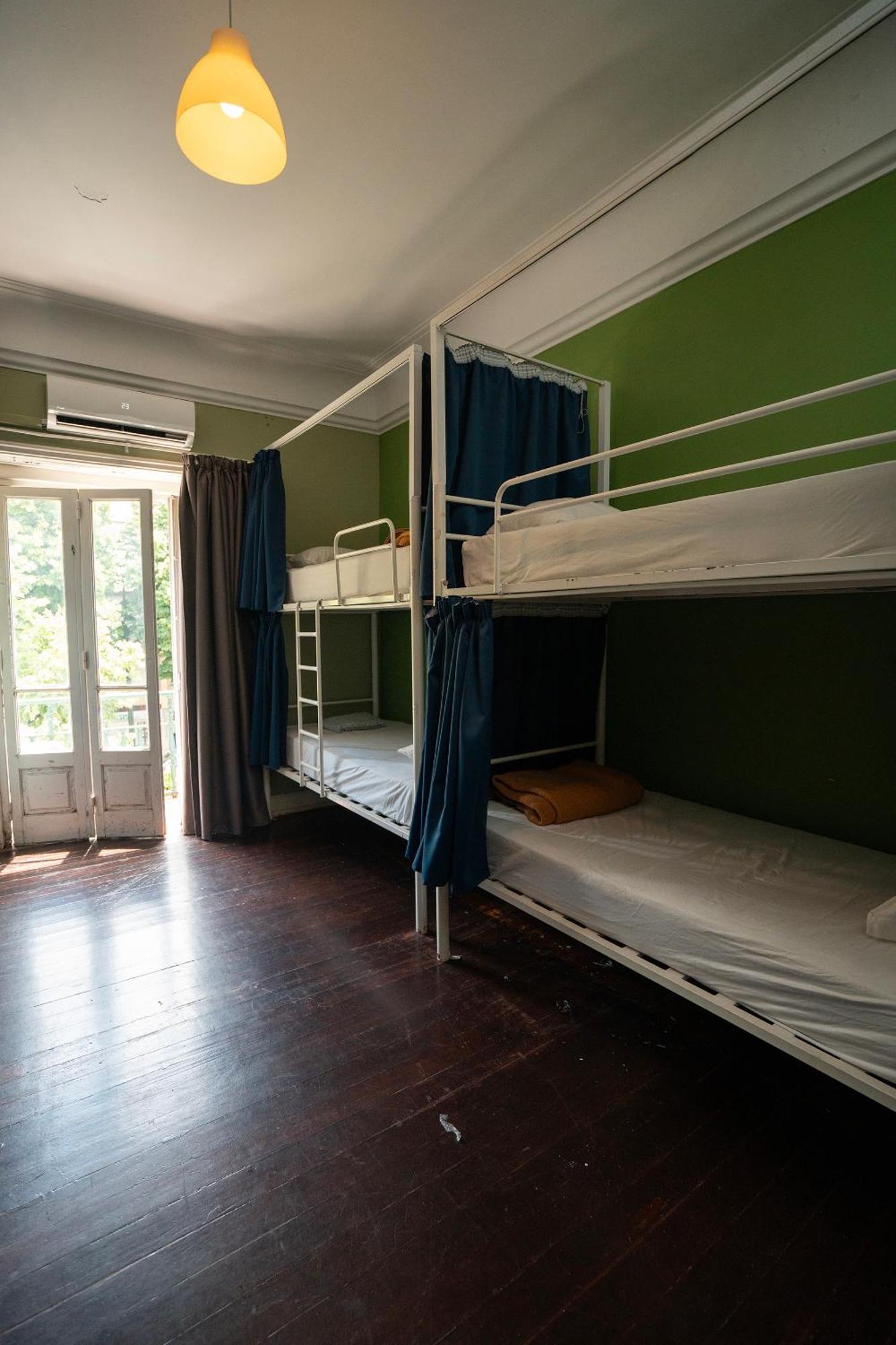 Bed 8-Bed Mixed Dormitory Room,1771844551:JPEG