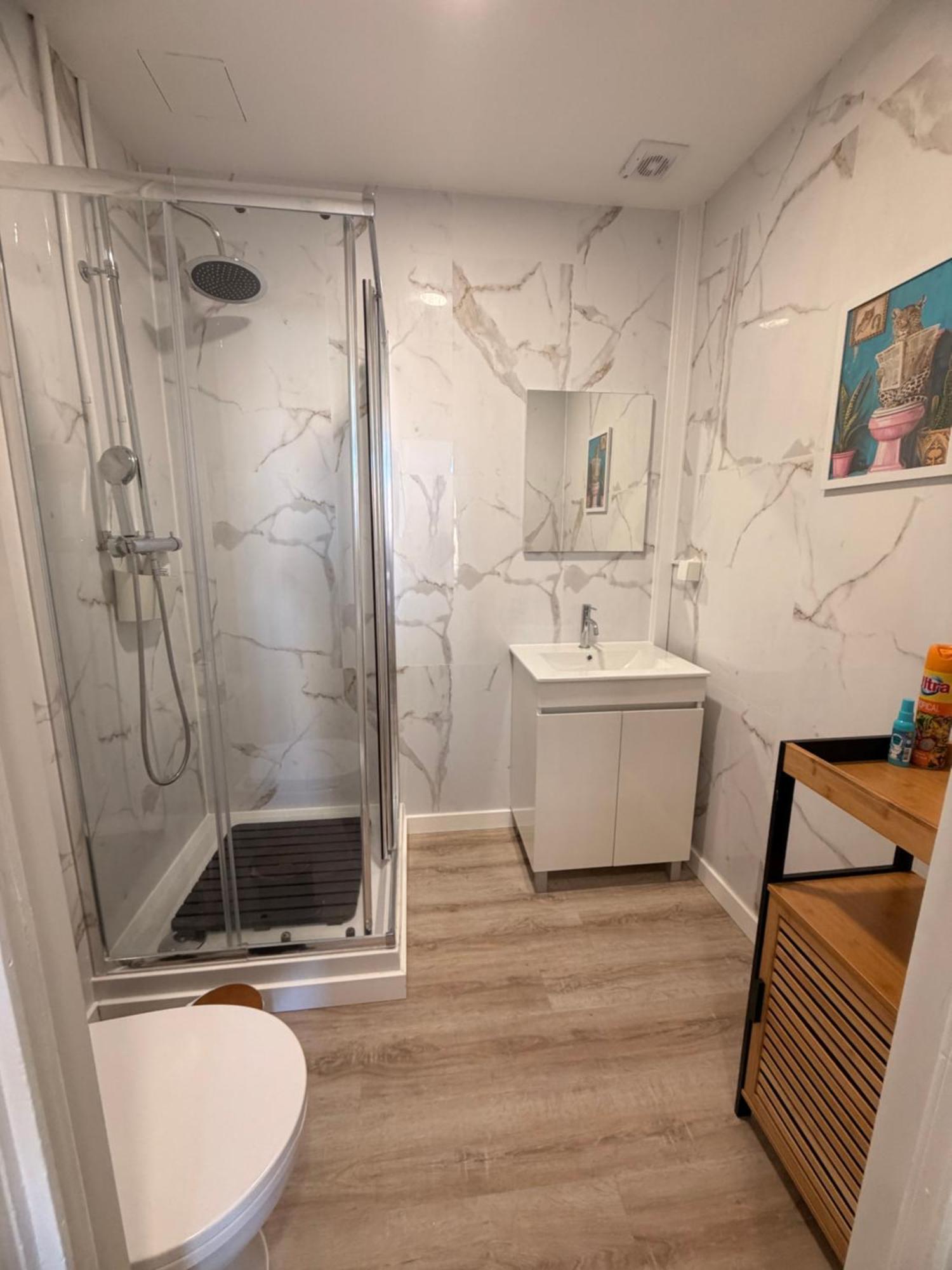 Deluxe Double Room with Extra Bed
