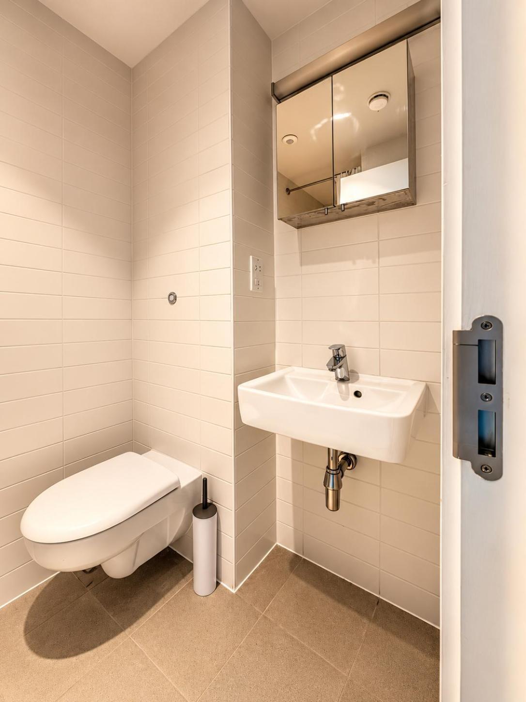 Single Room with Private Bathroom
