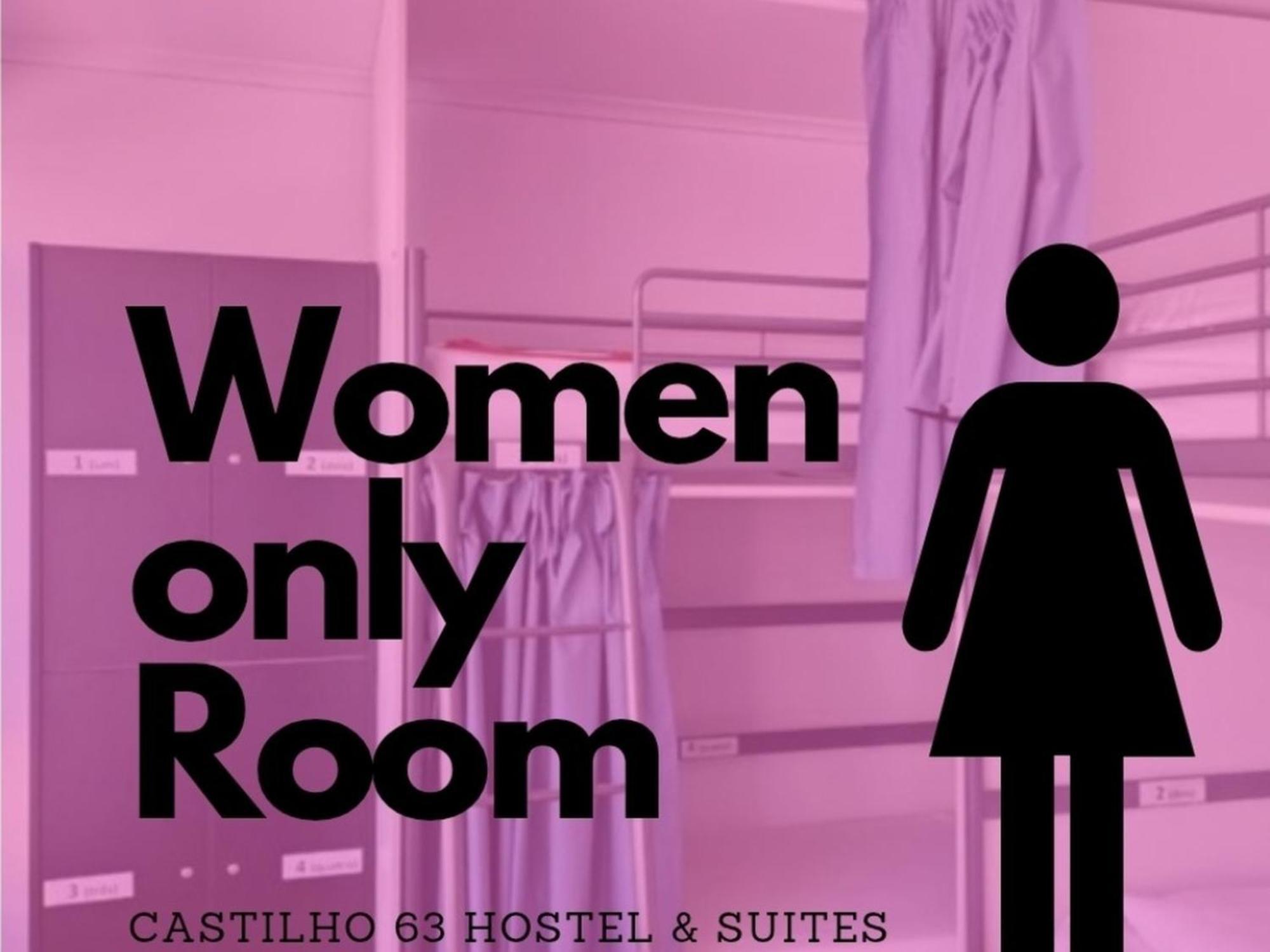 Bed 12-Bed Female Dormitory Room