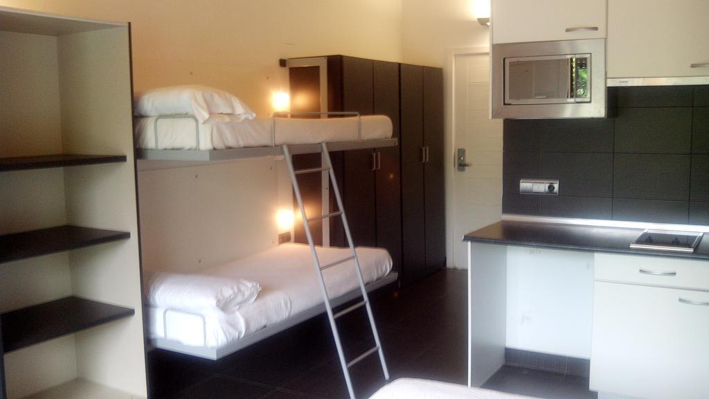 Family Studio,225931343:JPEG