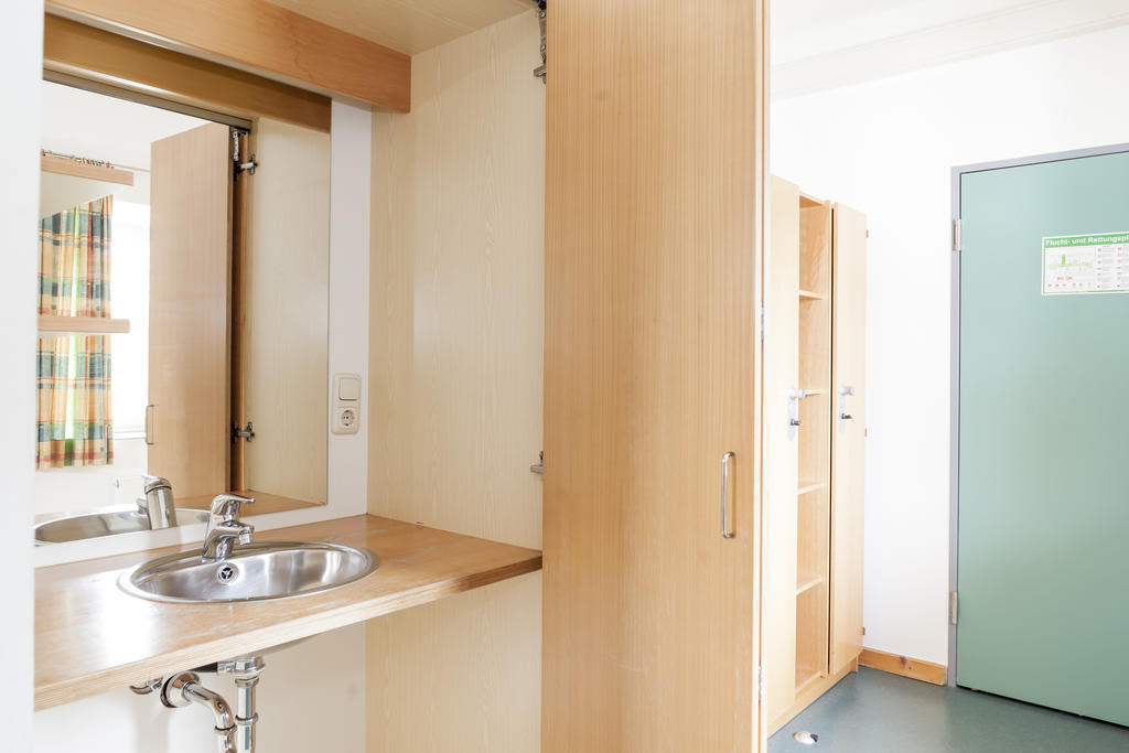 Twin Room,248161137:JPEG