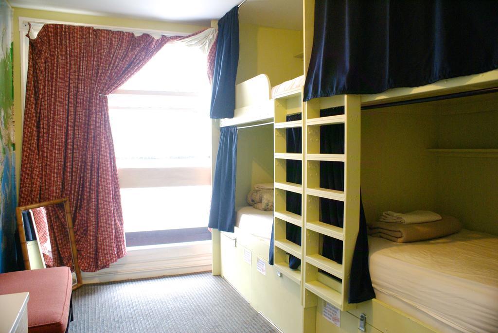 Bed 4-Bed Dormitory Room,248712109:JPEG