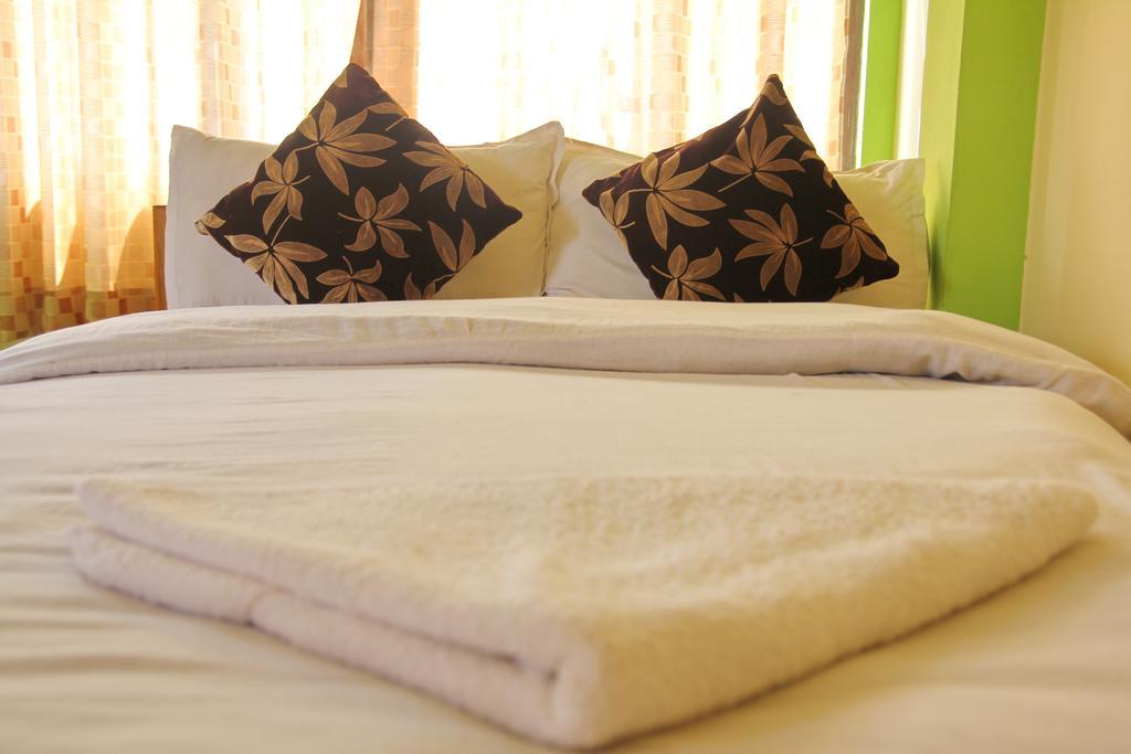 Deluxe Double or Twin Room,727888642:JPEG