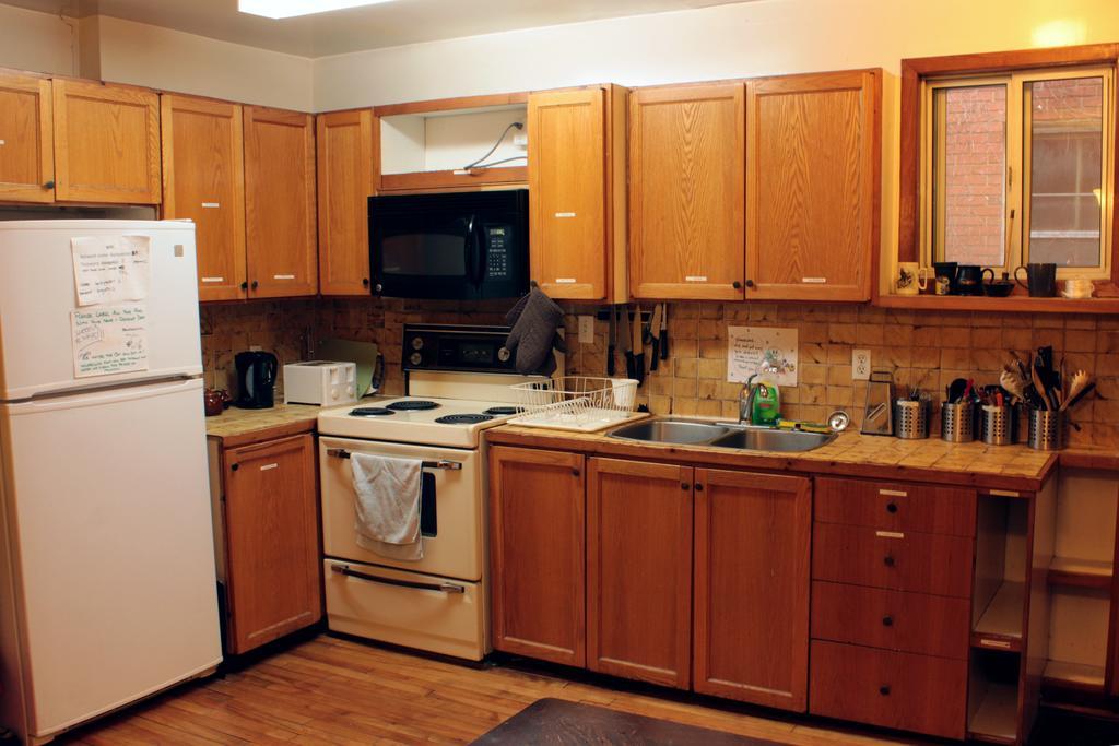 Single Bed in 4-Bed Dormitory Room,377110993:JPEG