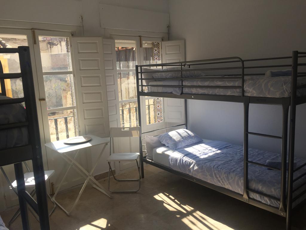 Bed in 6-Bed Mixed Dormitory Room,398146956:JPEG