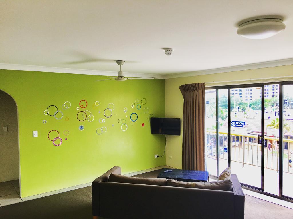 Double Room with Shared Bathroom,396979104:JPEG