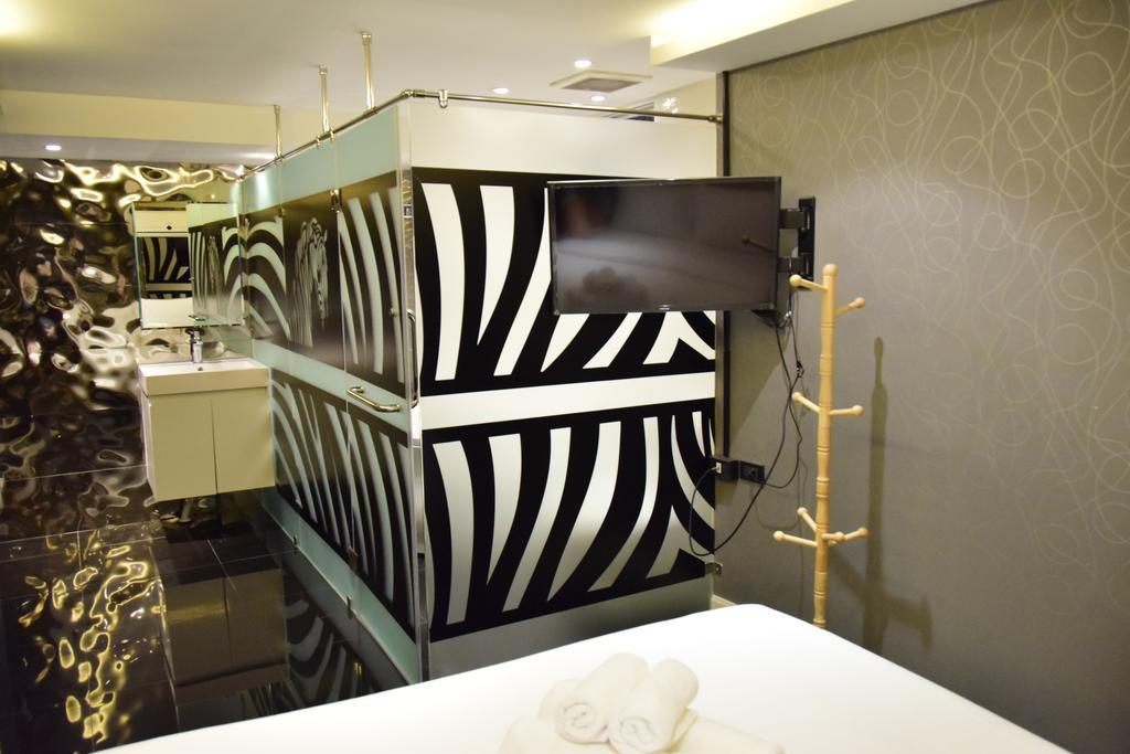 Queen Room with Balcony