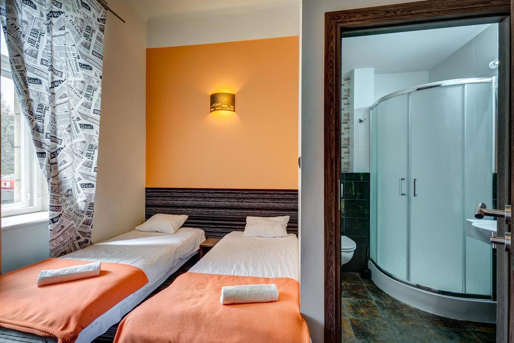 Twin Room with Private Bathroom