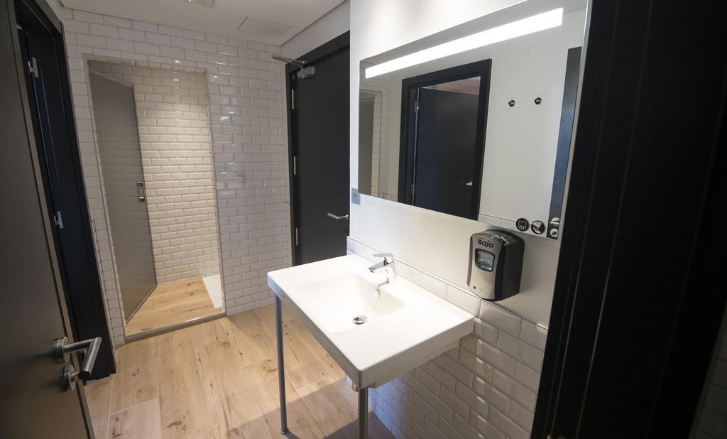 Twin Room with Shared Bathroom