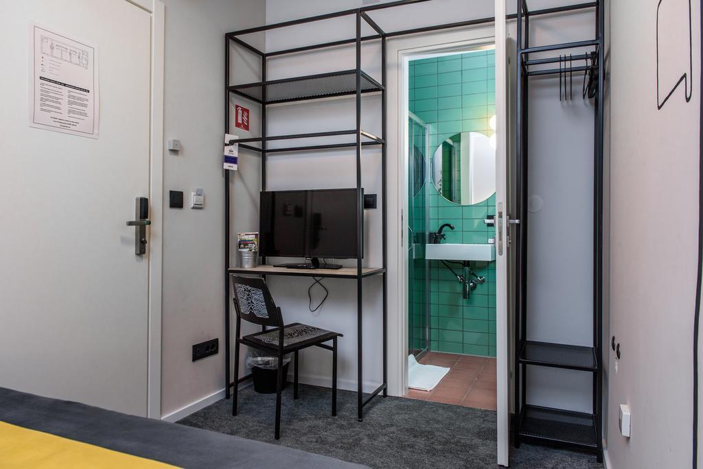 Deluxe Single Room