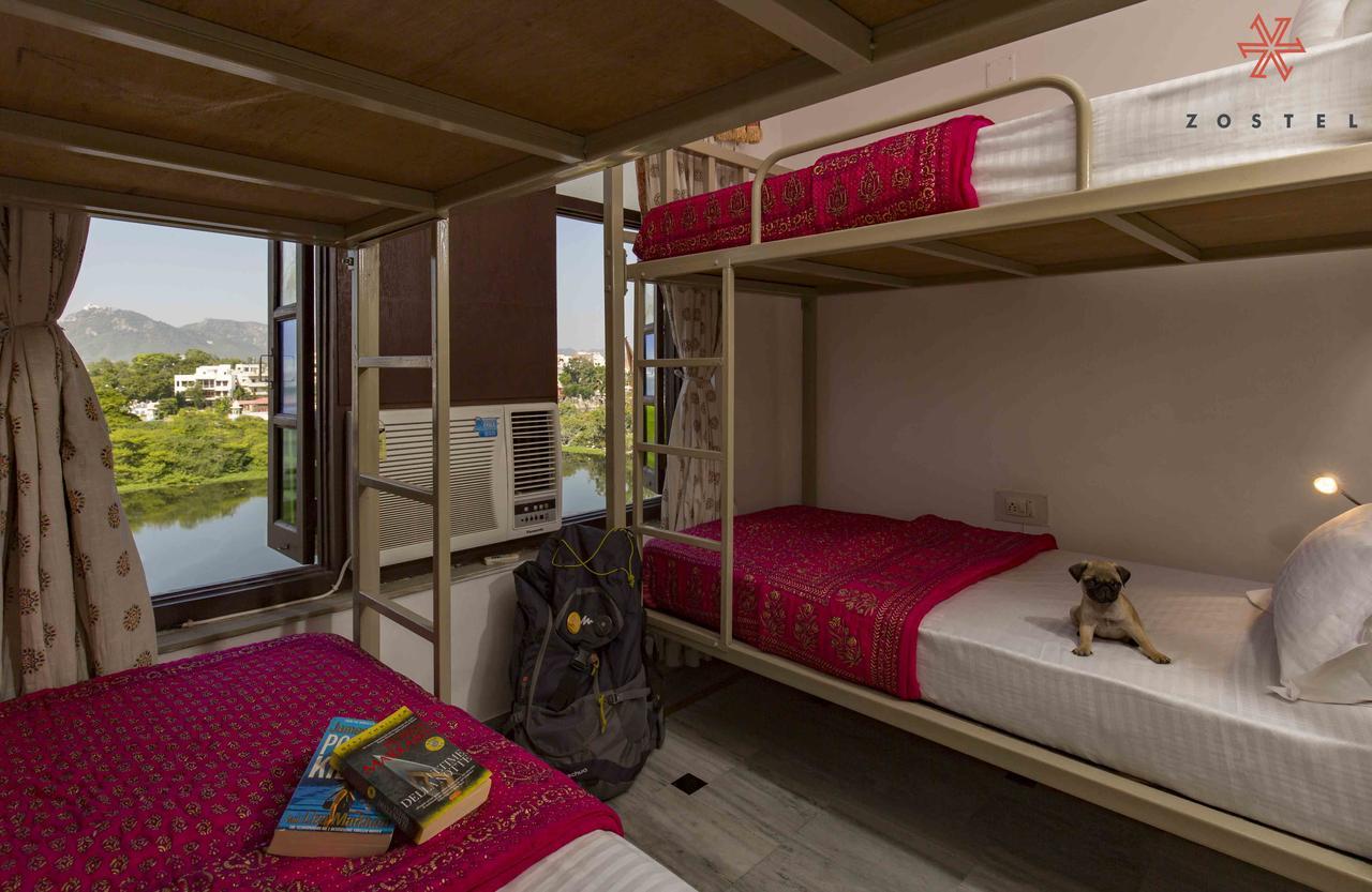 Bed in Deluxe 4-Bed Mixed Dormitory Room