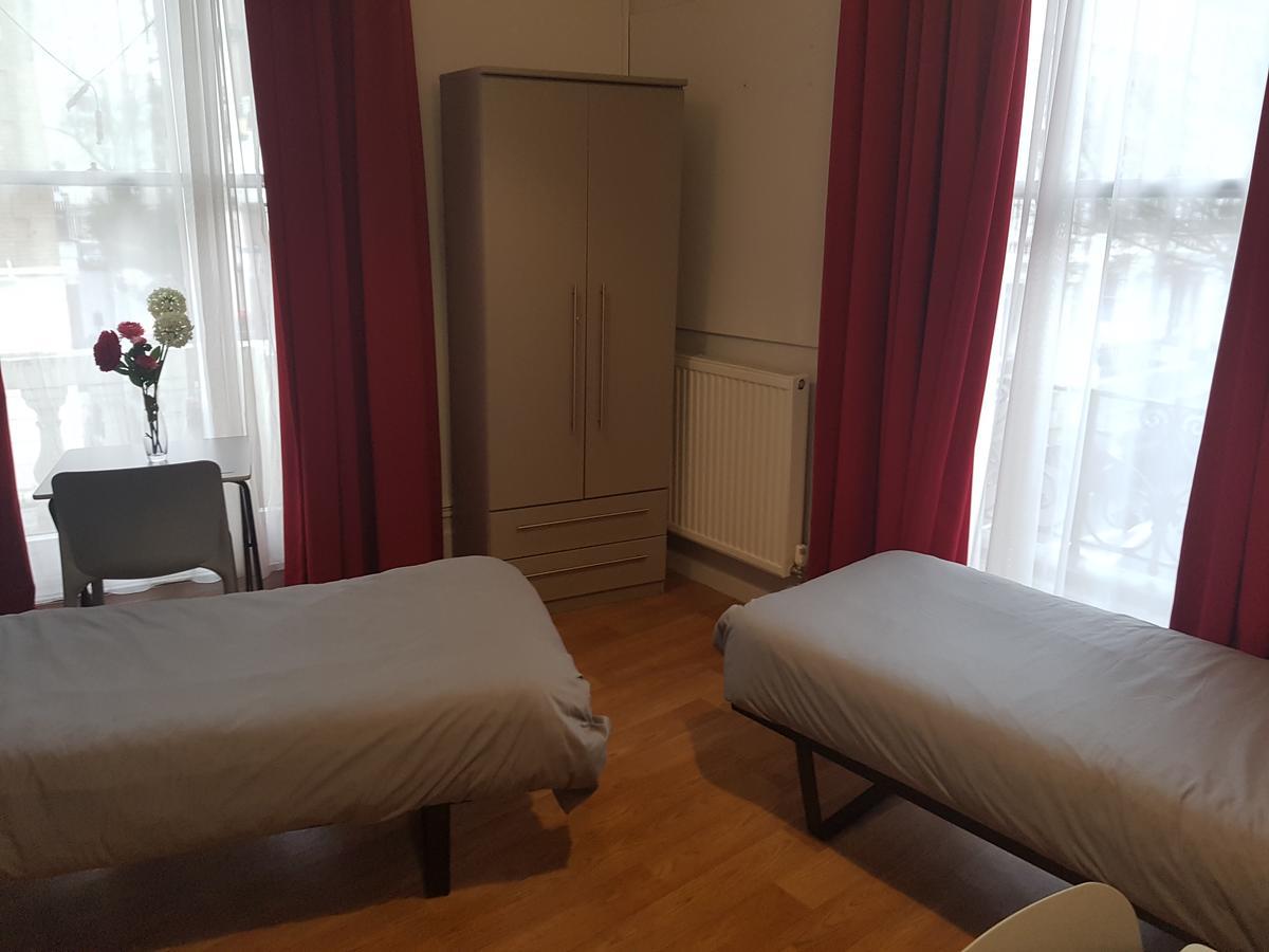 Standard Twin Room,543559113:JPEG