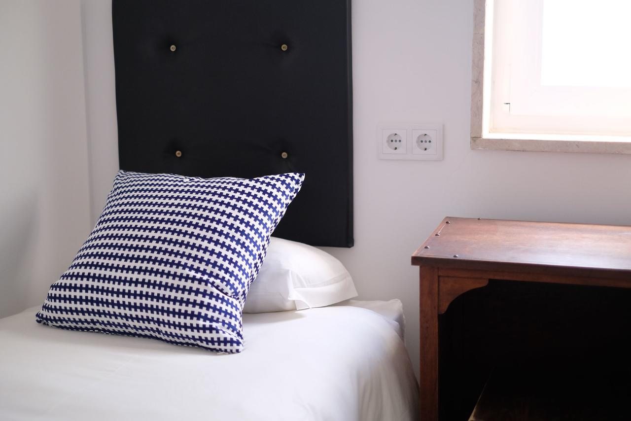 Twin Room with Shared Bathroom,559843446:JPEG