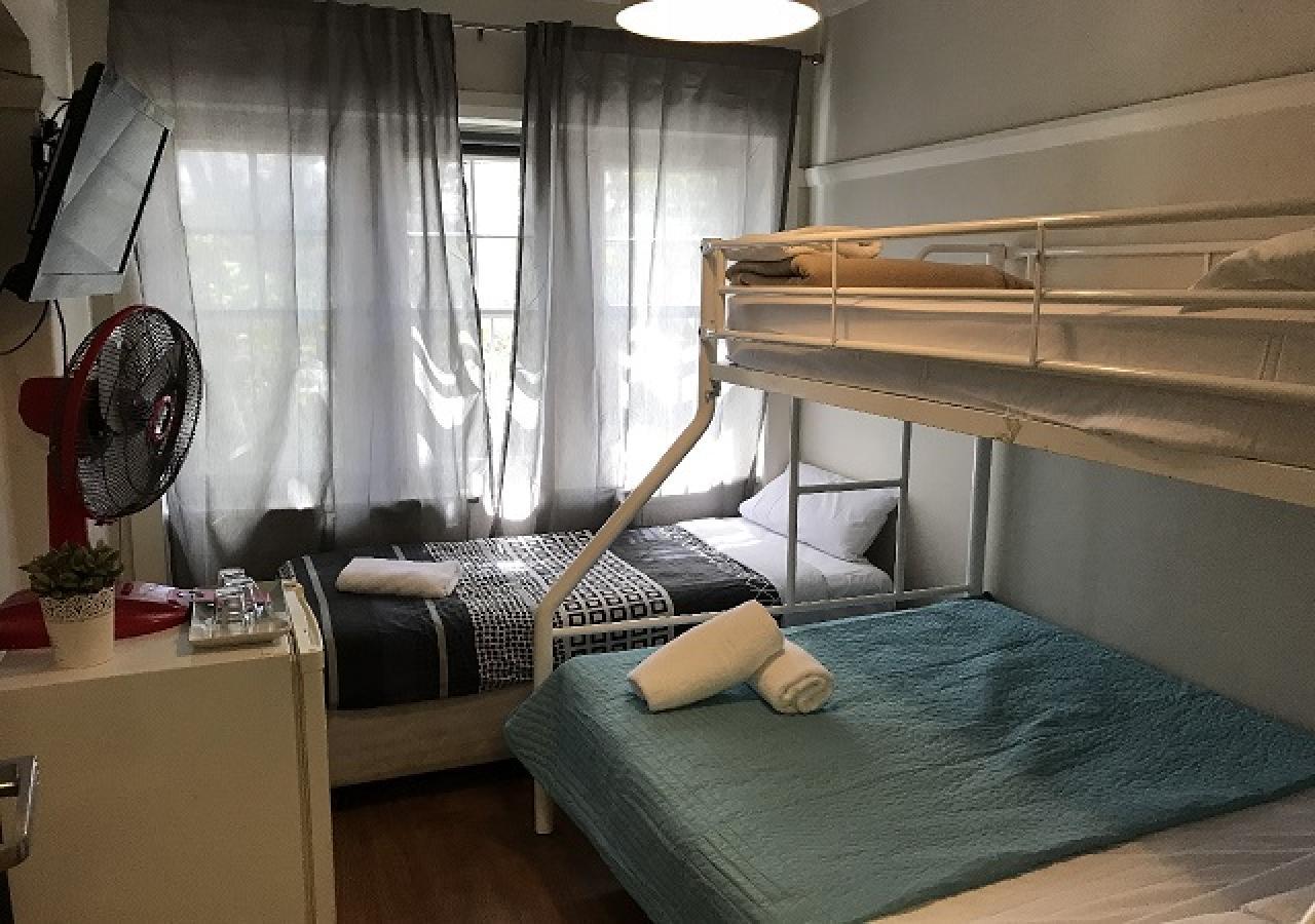 Family Room,25185717:JPEG