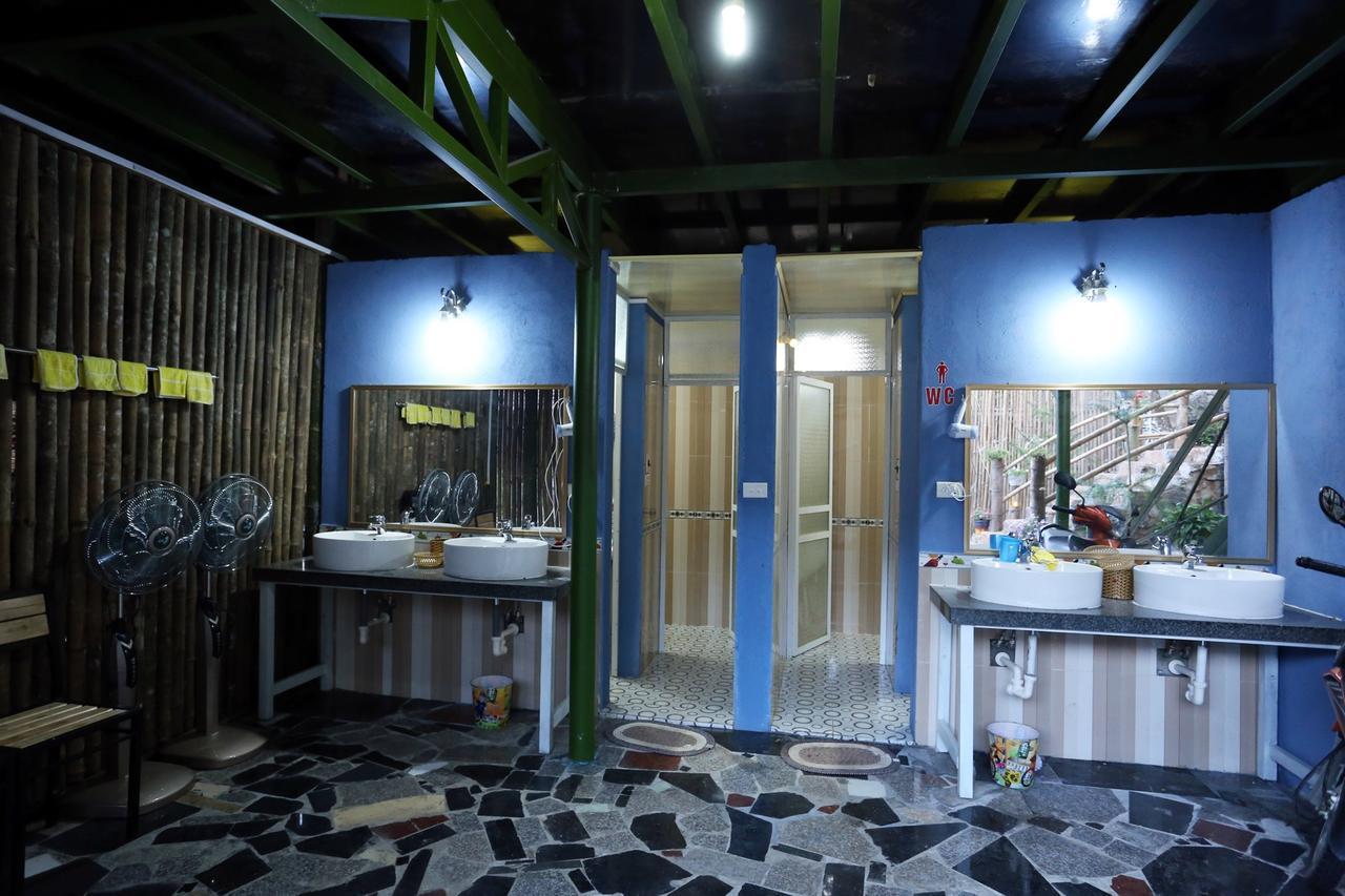 Quadruple Room with Shared Bathroom