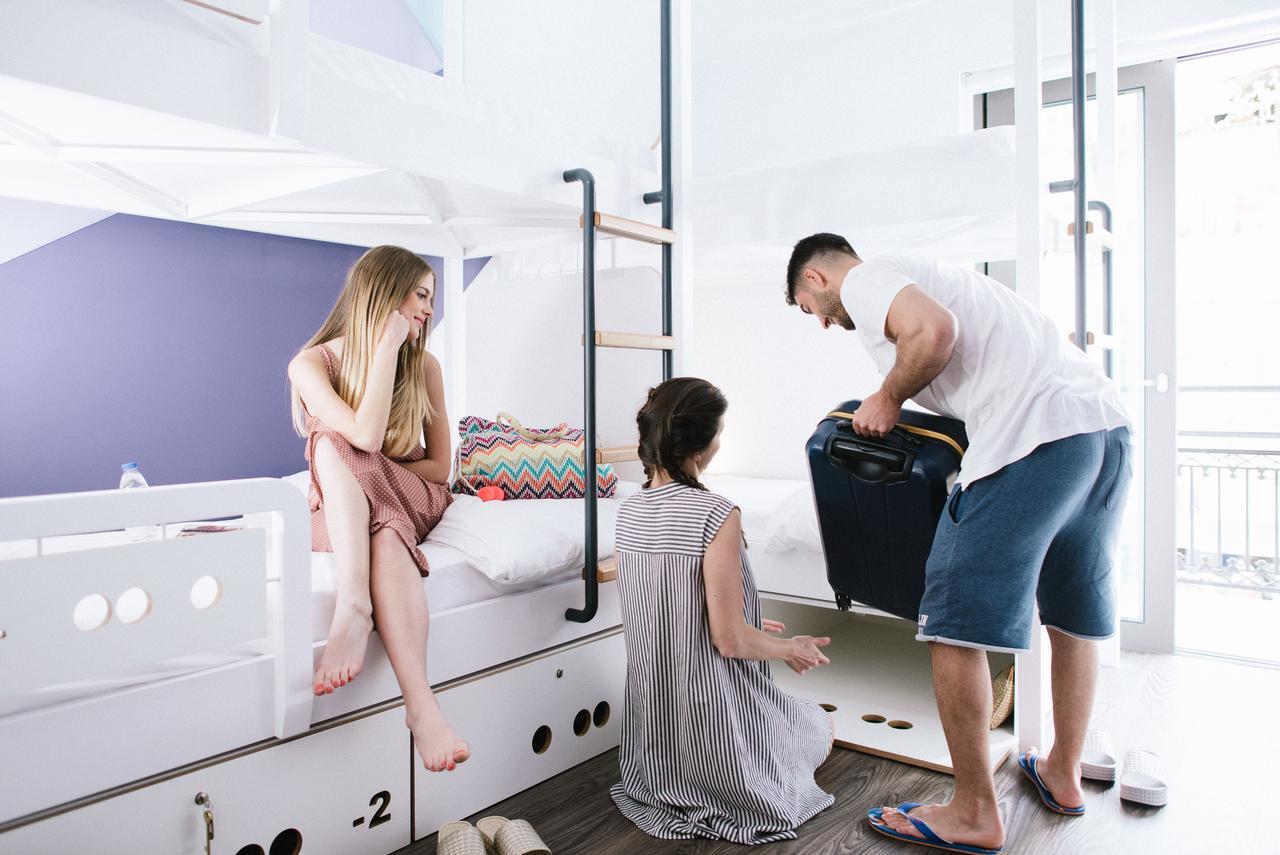 Bed in 4-Bed Mixed Dormitory Room