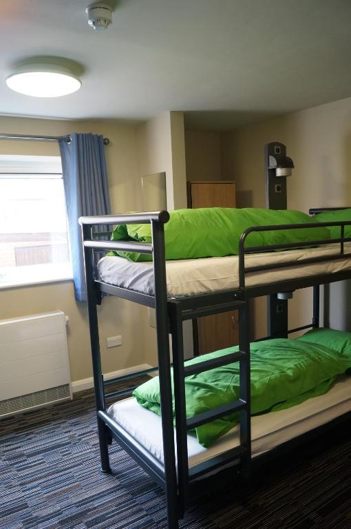 2 Bed Private Room Shared Bathroom