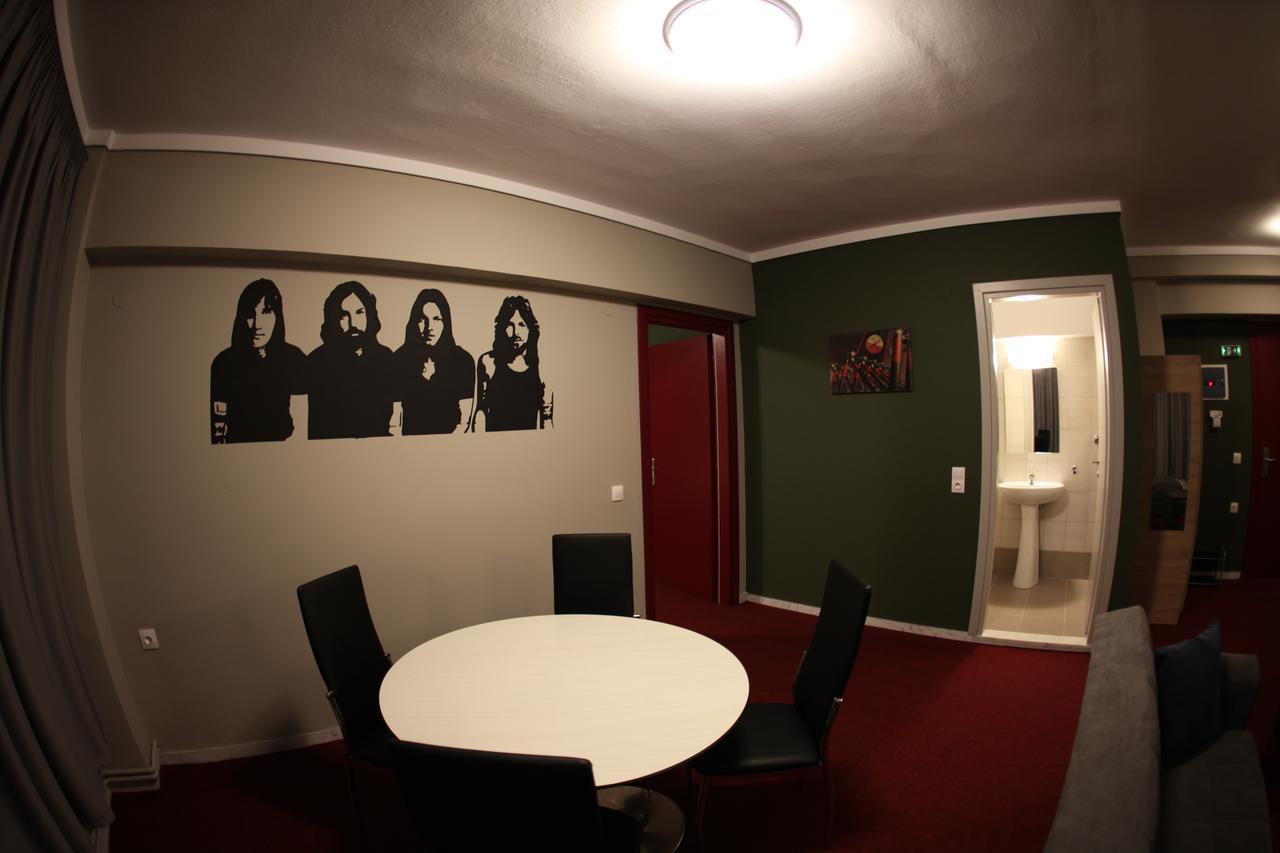 Family Suite,586947303:JPEG