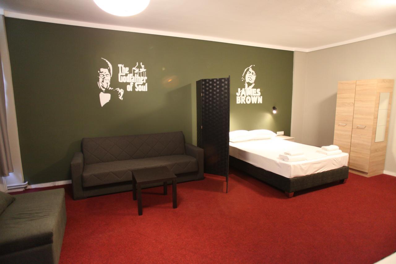 Deluxe Room,586947432:JPEG