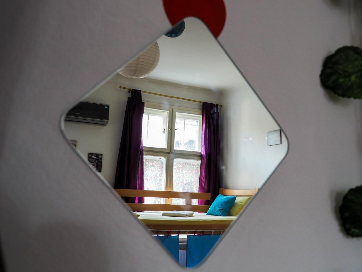 Bed 8-Bed Mixed Dormitory Room