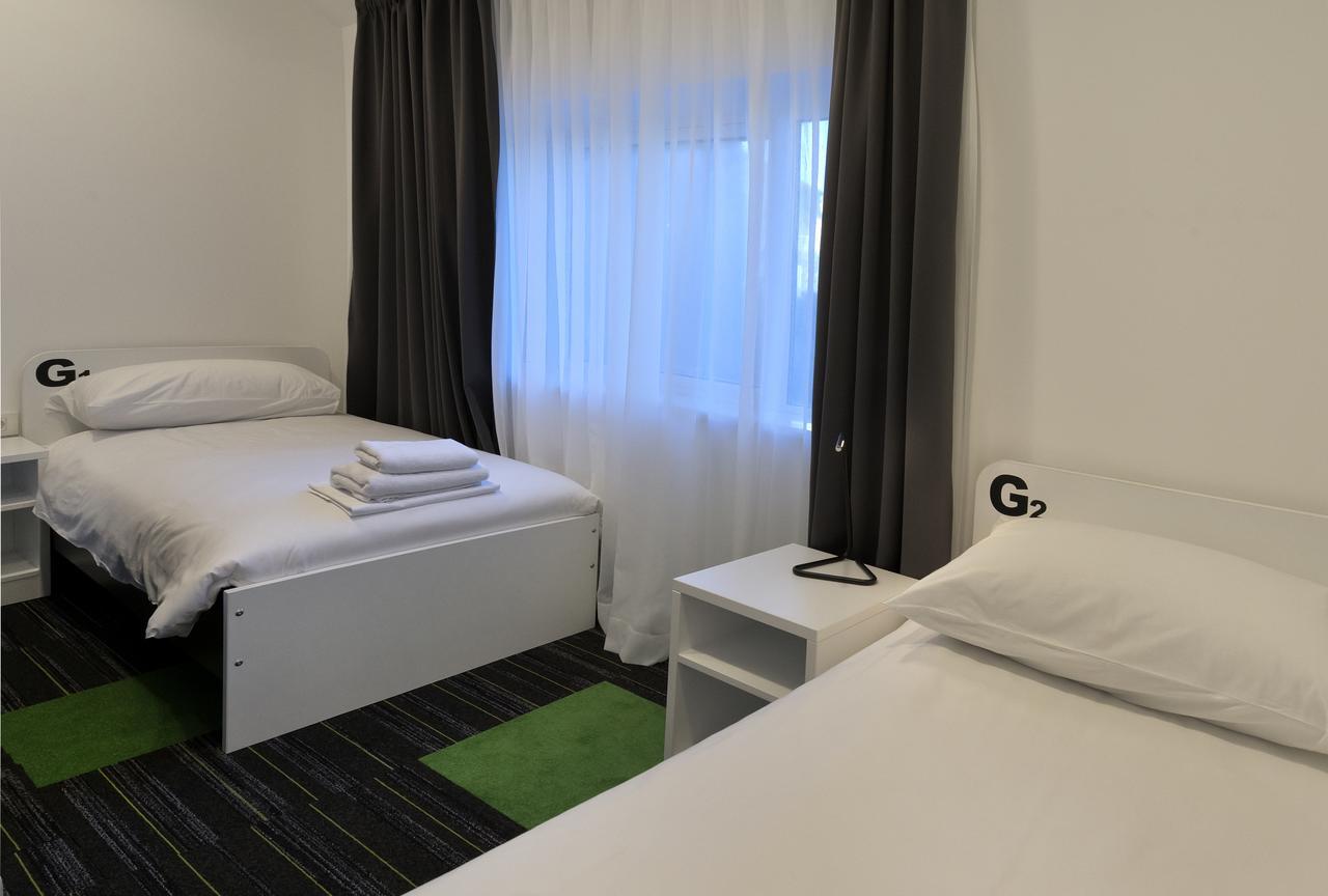 Small Twin Room,779836038:JPEG