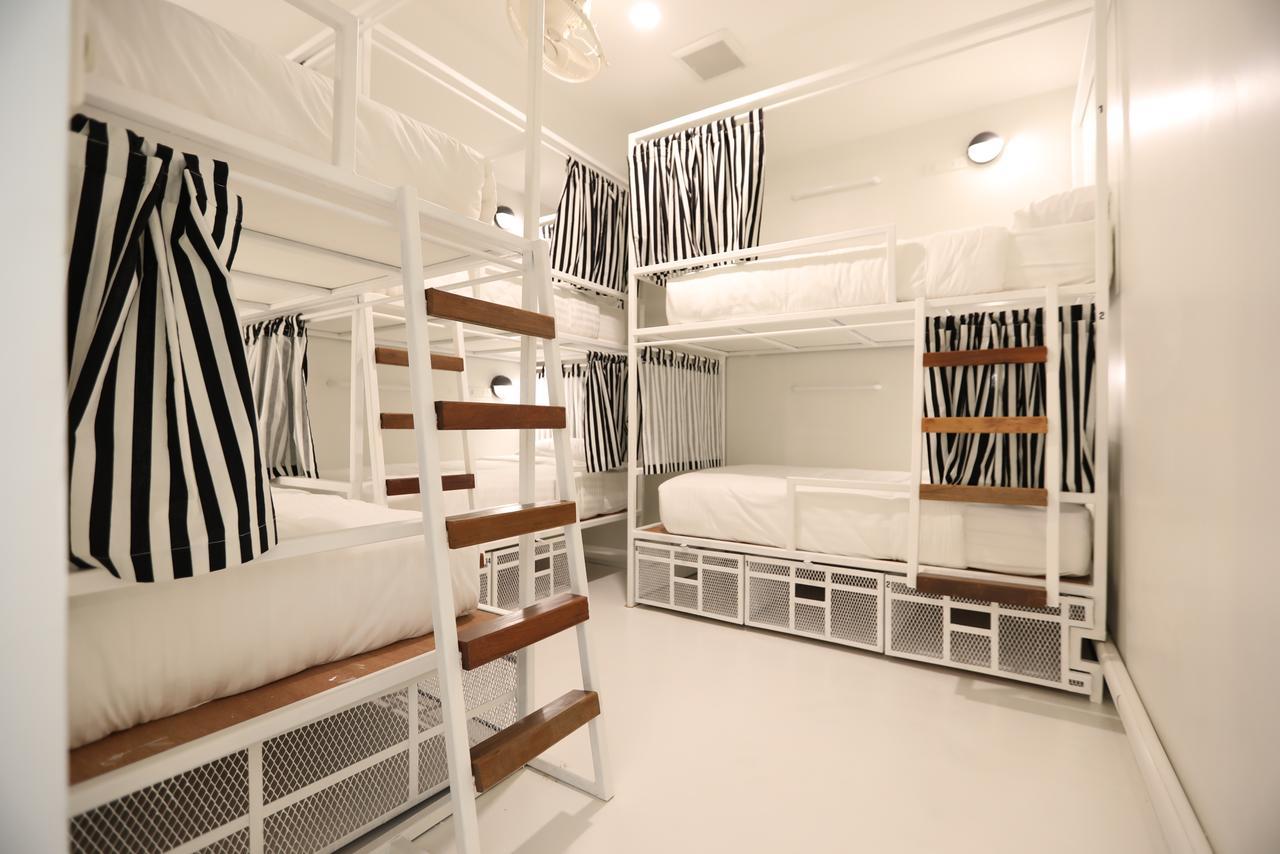 6 Beds in mix dorm superior,912957433:JPEG