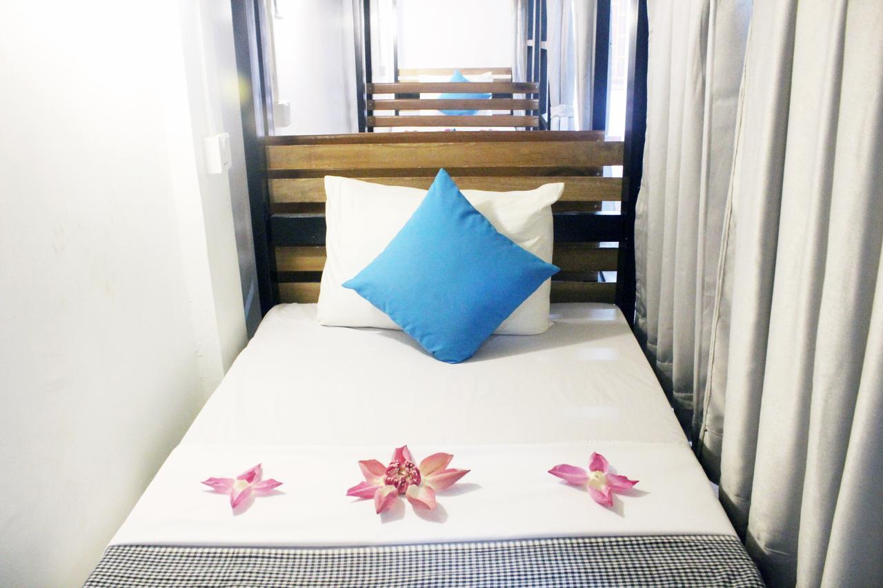 2 Beds 12 Bed Mixed Dormitory