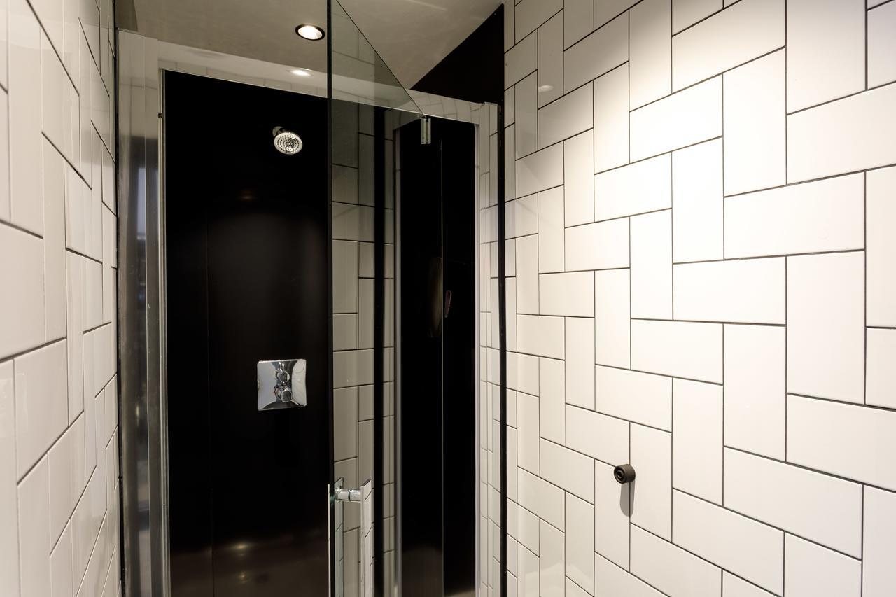 Pod in a 10-12 bed Mixed Dormitory,645581238:JPEG