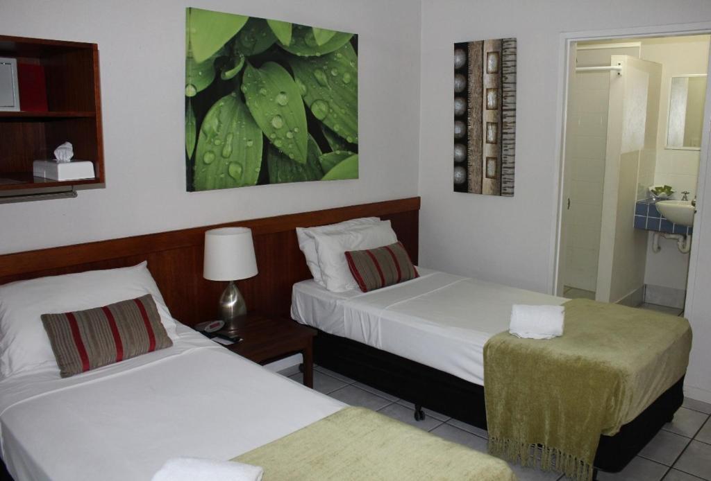 Twin Single Suite,1212347890:JPEG