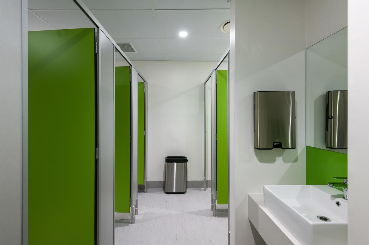 Private Single Pod in 8 Share Room,1552094827:JPEG