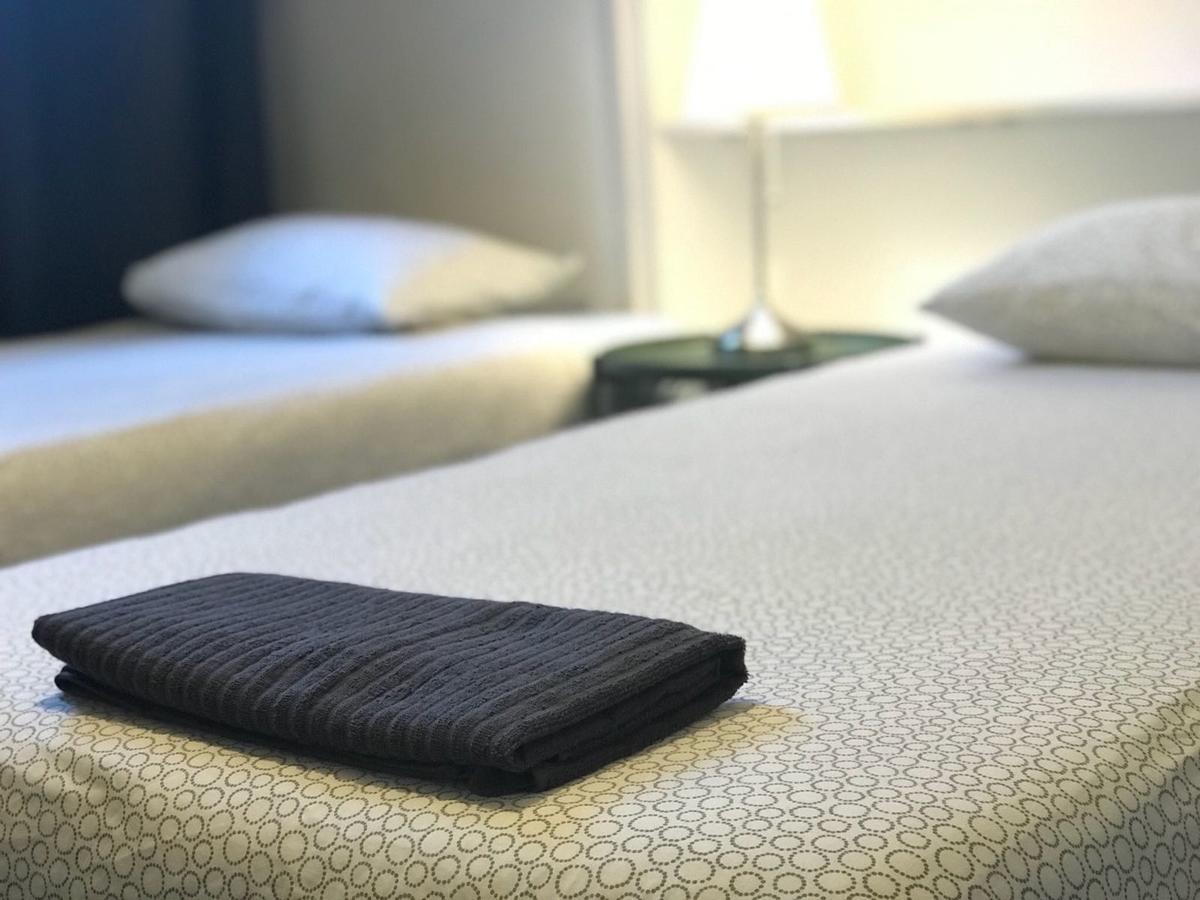 Standard Twin Room with Shared Bathroom,1003048533:JPEG