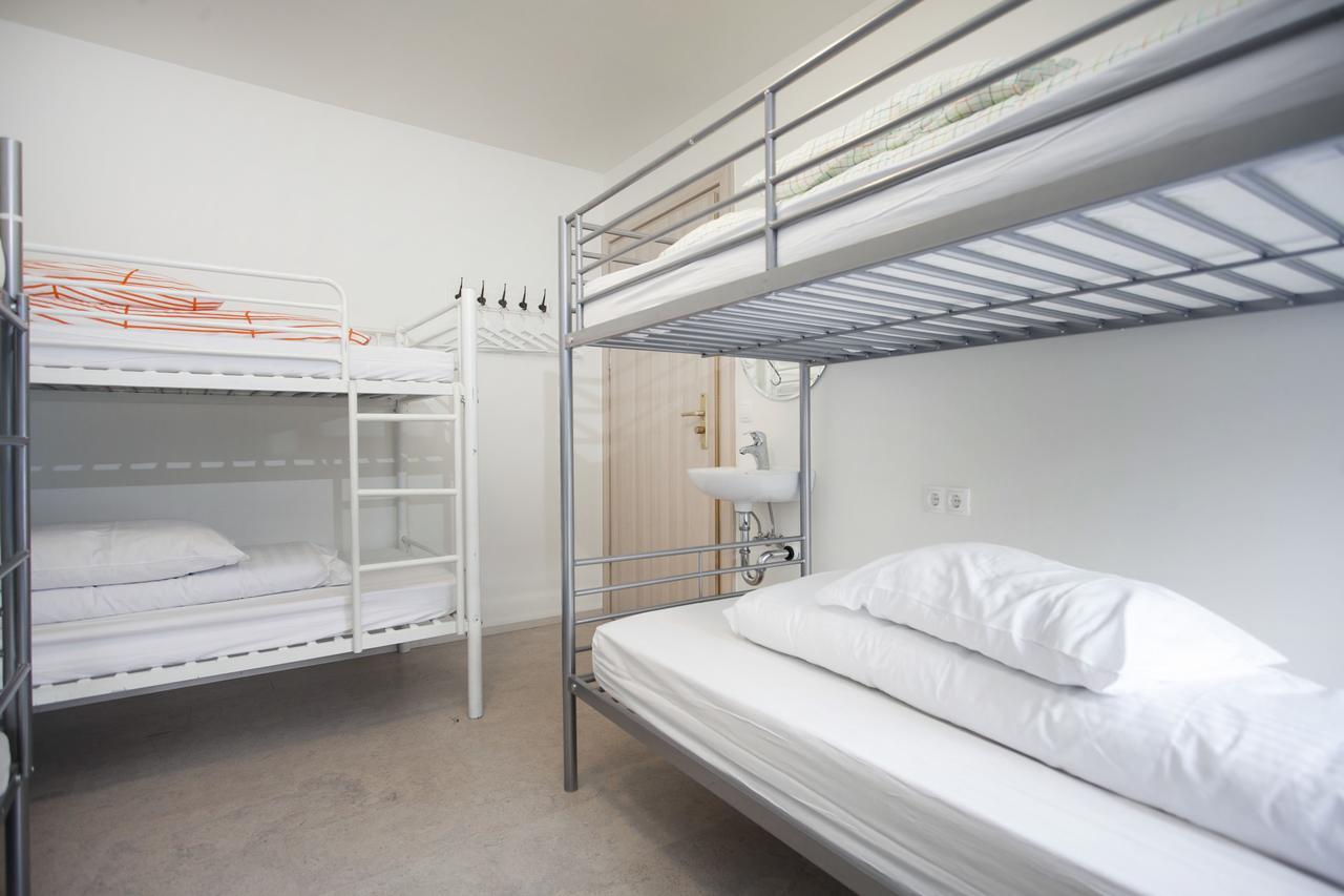 Bed 6-Bed Mixed Dormitory Room